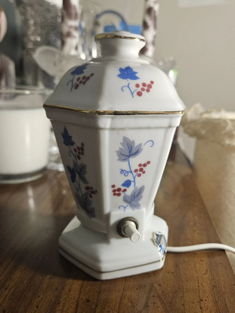 White Porcelain Electric Accent Lamp with Blue Leaf and Red Berry Motif